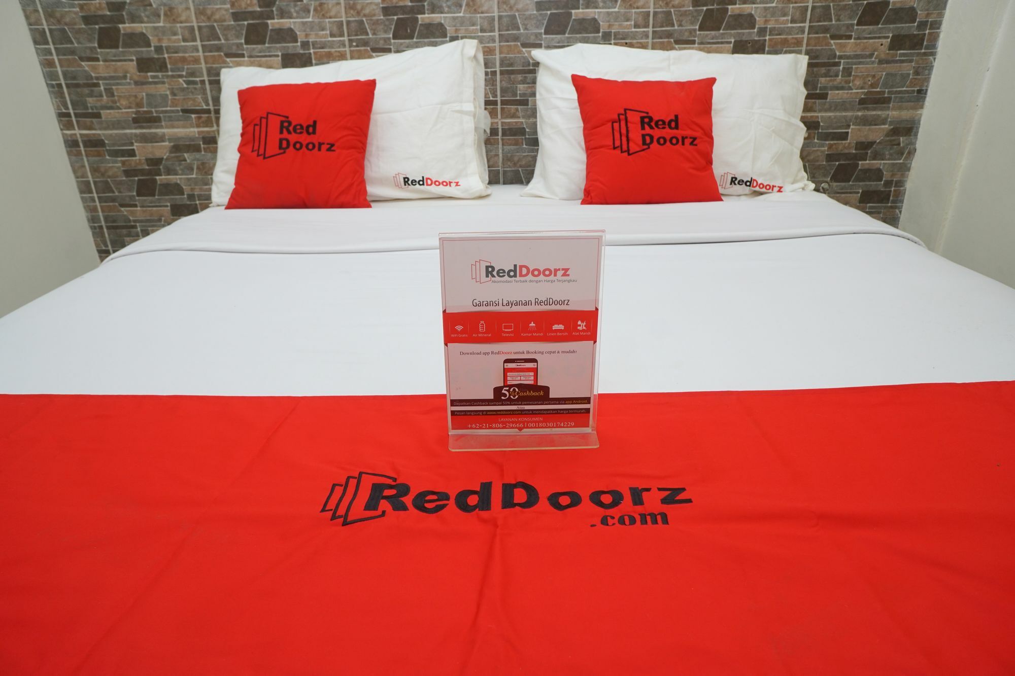 Reddoorz Plus @ Ciumbuleuit Area Bandung Extérieur photo